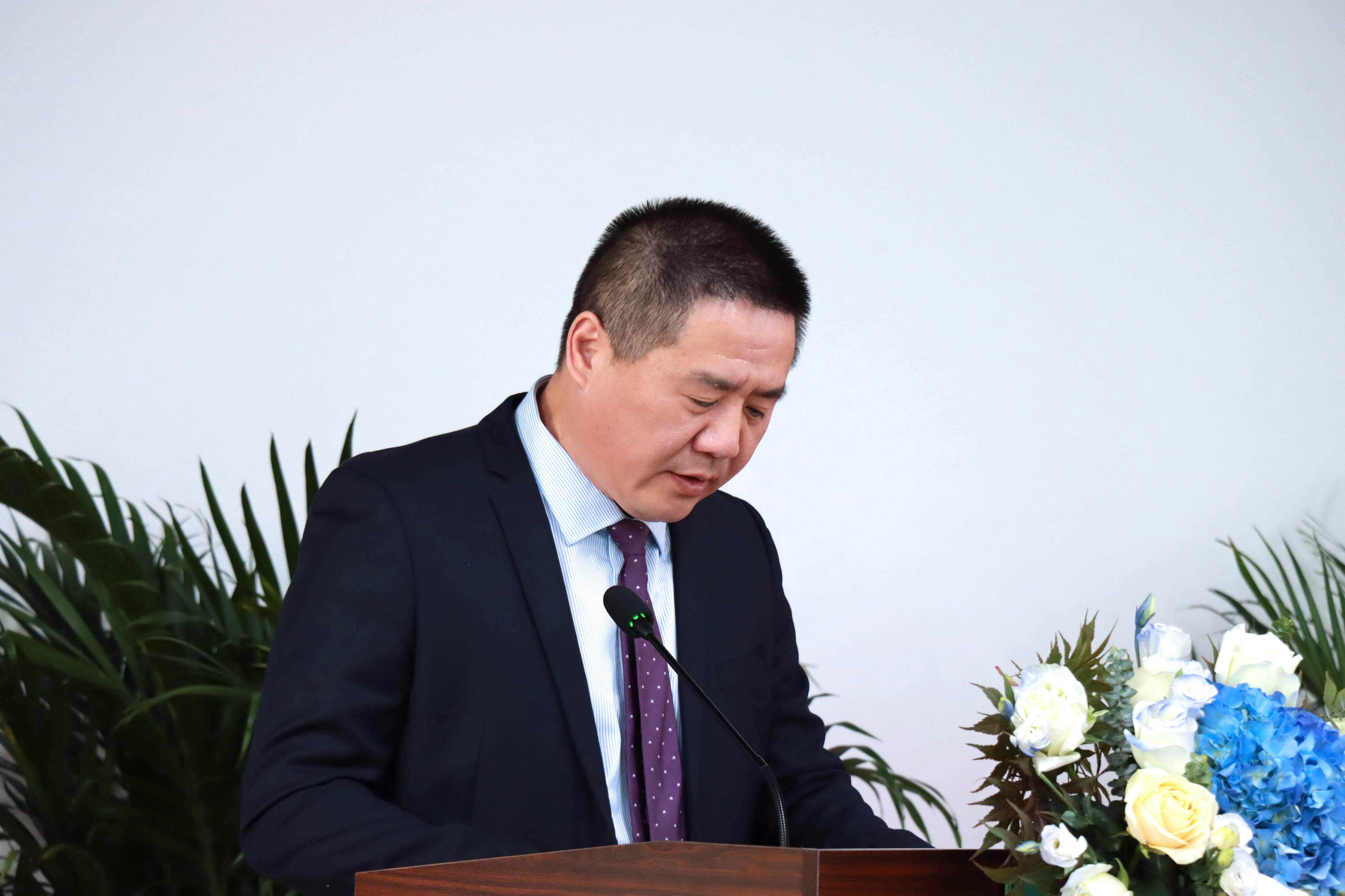 李十.jpg